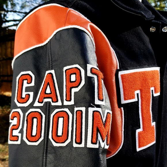 Vintage Collegant Tigers Varsity Swim Team… - Picture 5 of 6